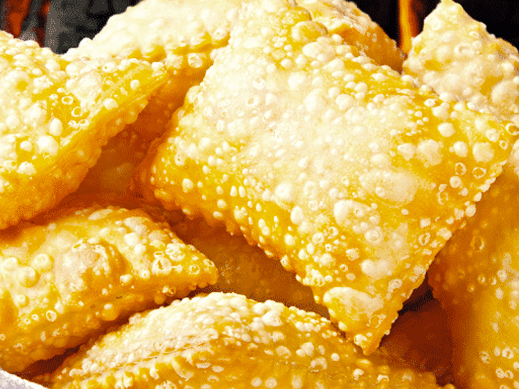 Pastel de Frango Especial